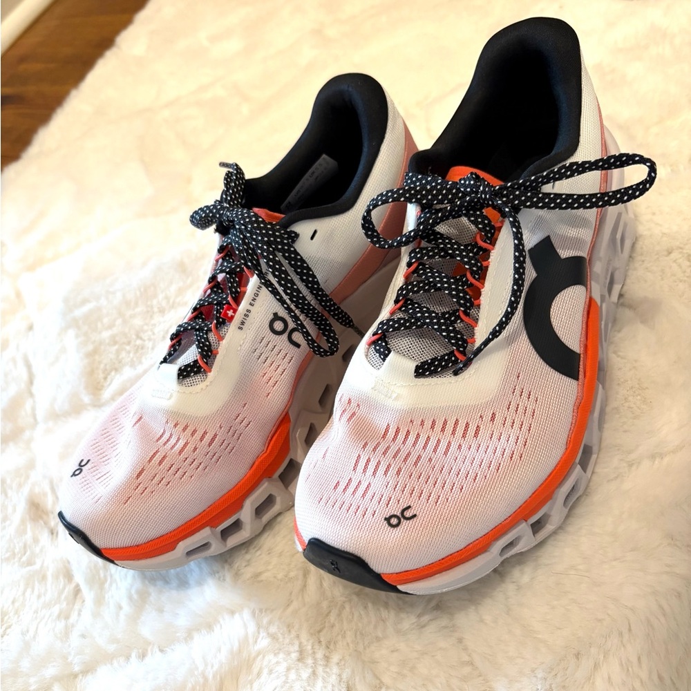 On running cloud monster ladies shoes